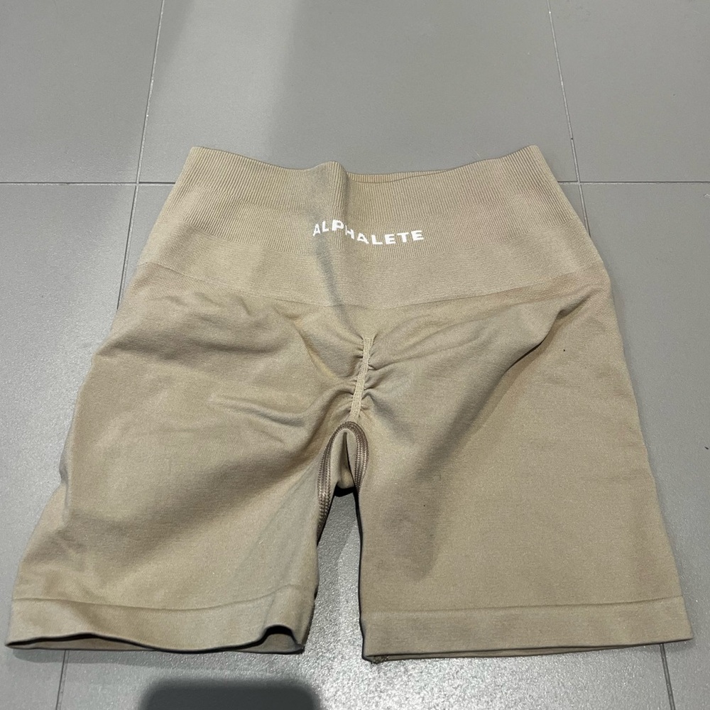 Alphalete Amplify Short